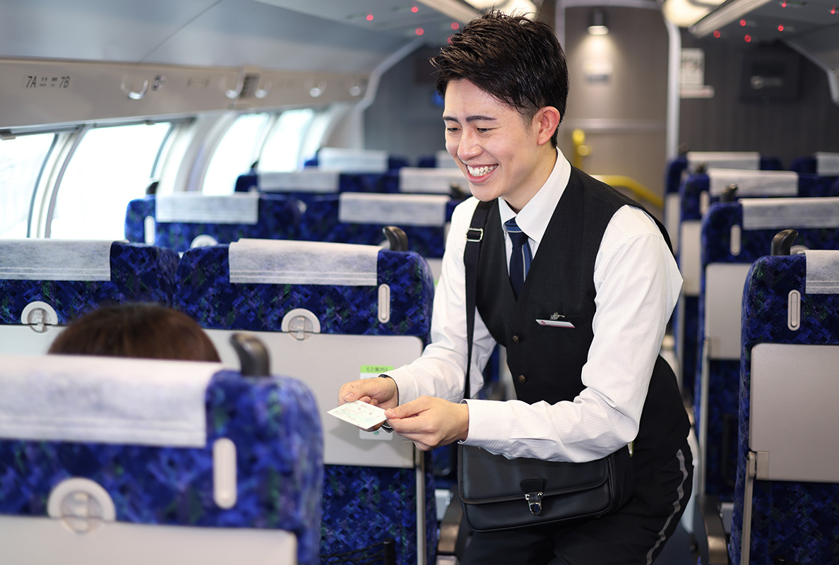 車内改札&グリーン券の発売